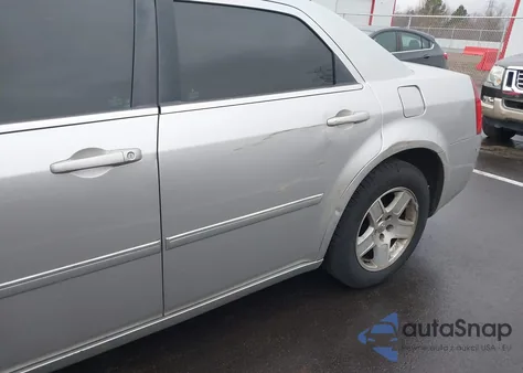 2006 Chrysler 300 Touring из США, поврежденный, VIN 2C3KA53G76H411898